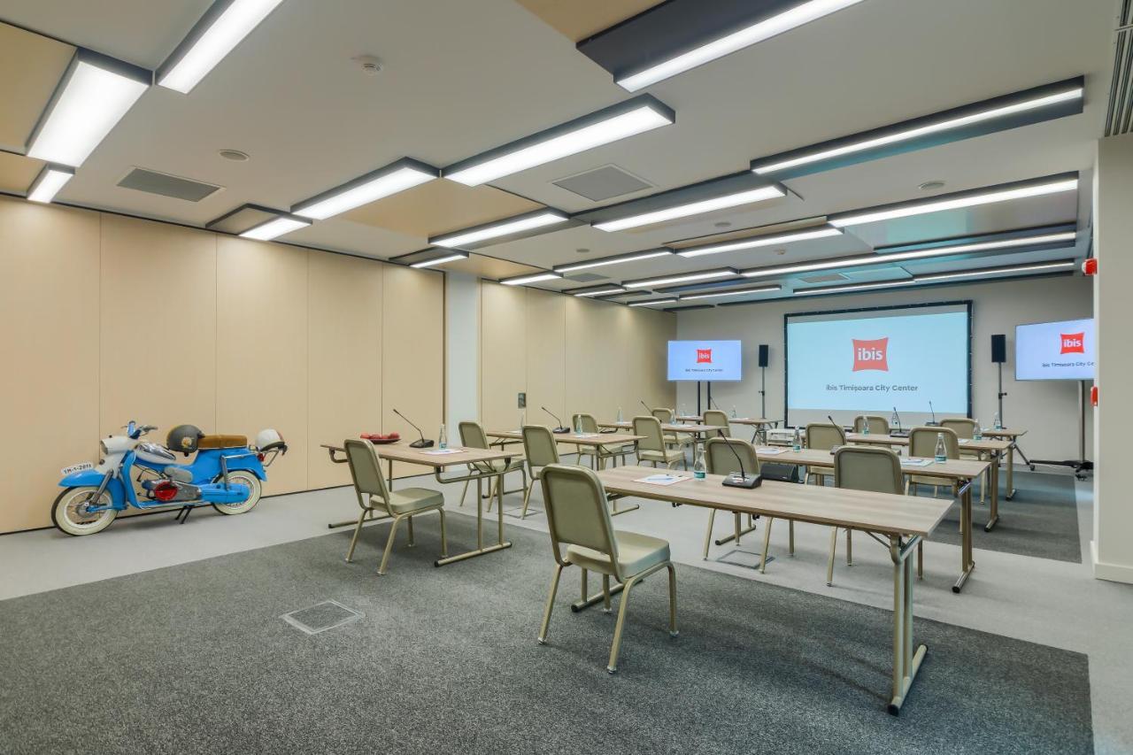 Ibis Center Hotel 3*
